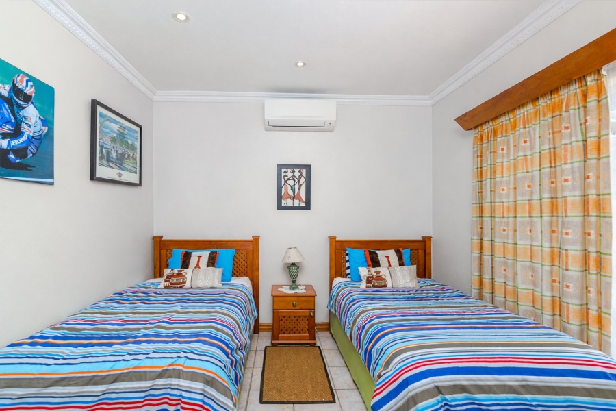 4 Bedroom Property for Sale in Caribbean Beach Club North West